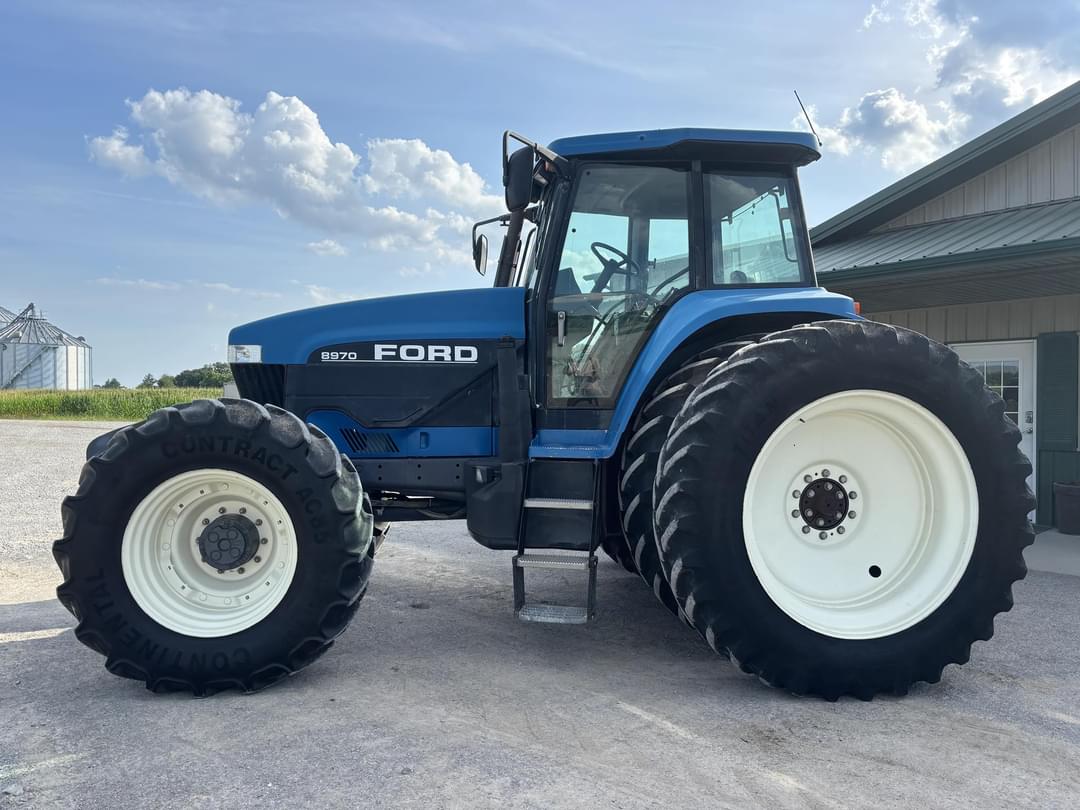 Image of New Holland 8970 Primary image