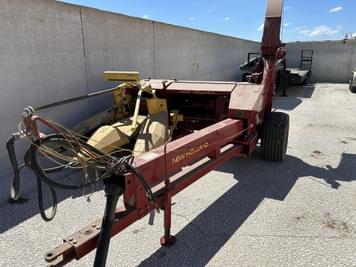 Main image New Holland 900