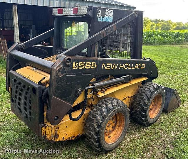 Image of New Holland LX565 equipment image 4