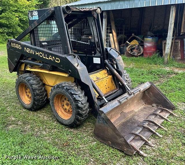 Image of New Holland LX565 equipment image 2