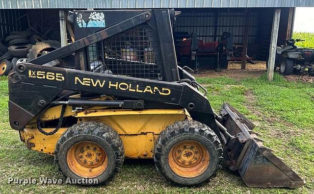 Image of New Holland LX565 equipment image 3