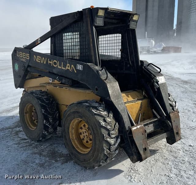 Image of New Holland LX885 equipment image 2