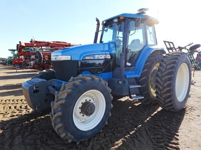 Image of New Holland 8970 equipment image 4