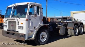 1995 Peterbilt 320 Image