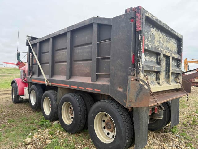 Image of Peterbilt 357 equipment image 3