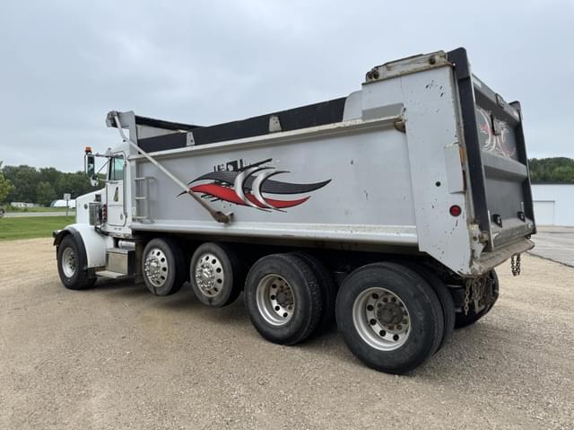Image of Peterbilt 359 equipment image 2