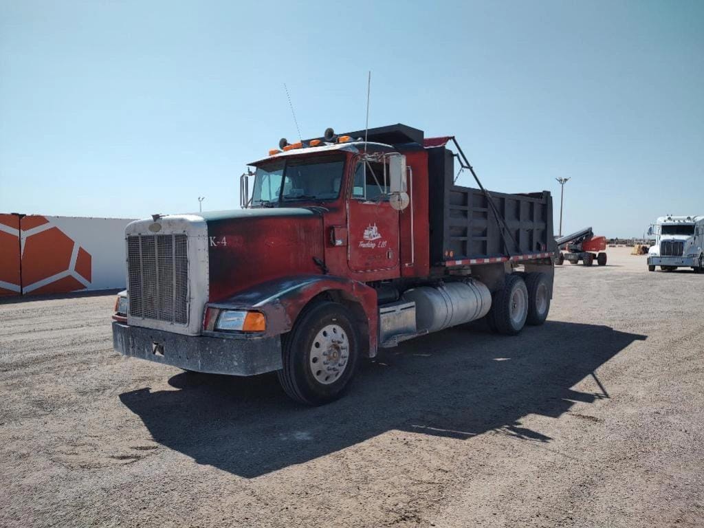 1995 Peterbilt 377 Equipment Image0
