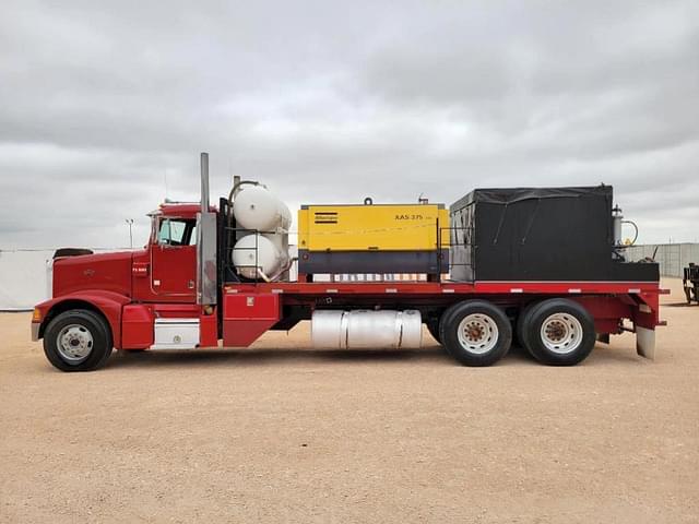Image of Peterbilt 377 equipment image 1