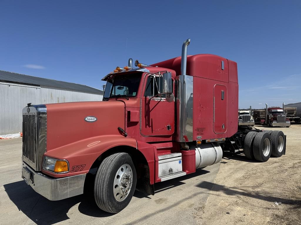 Image of Peterbilt 377 Primary image