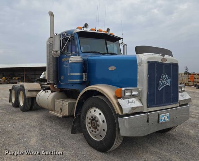 Image of Peterbilt 378 equipment image 2