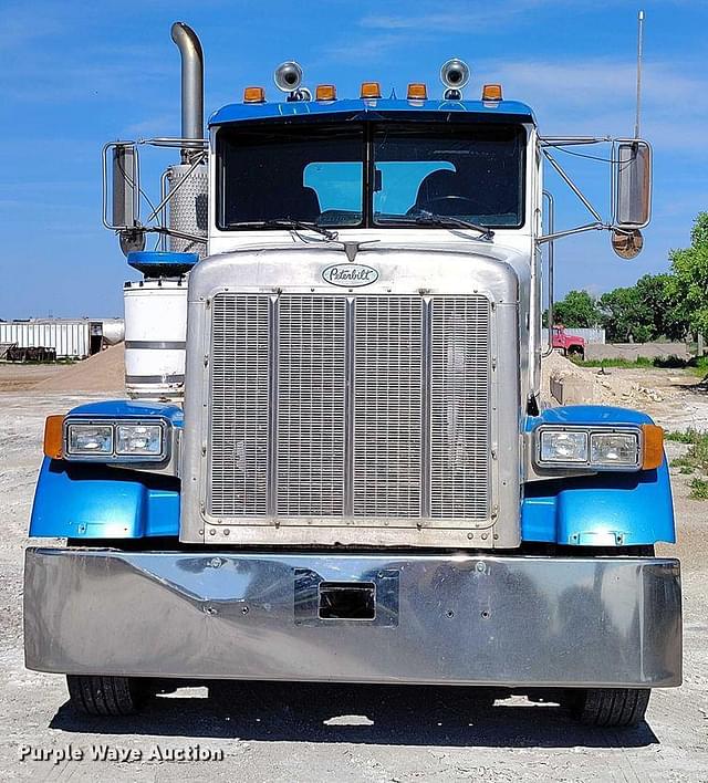 Image of Peterbilt 378 equipment image 1