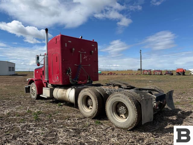 Image of Peterbilt 378 equipment image 3