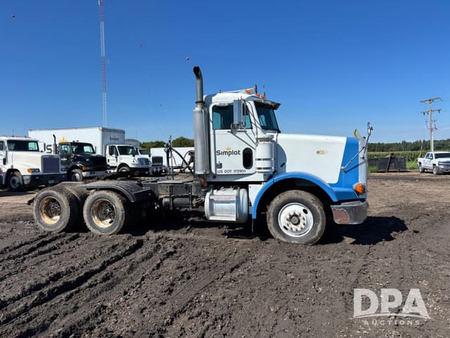 Image of Peterbilt 378 equipment image 2