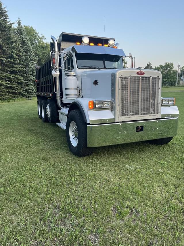 Image of Peterbilt 379 equipment image 1