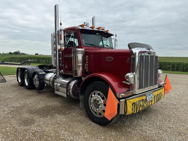 Image of Peterbilt 379 equipment image 2