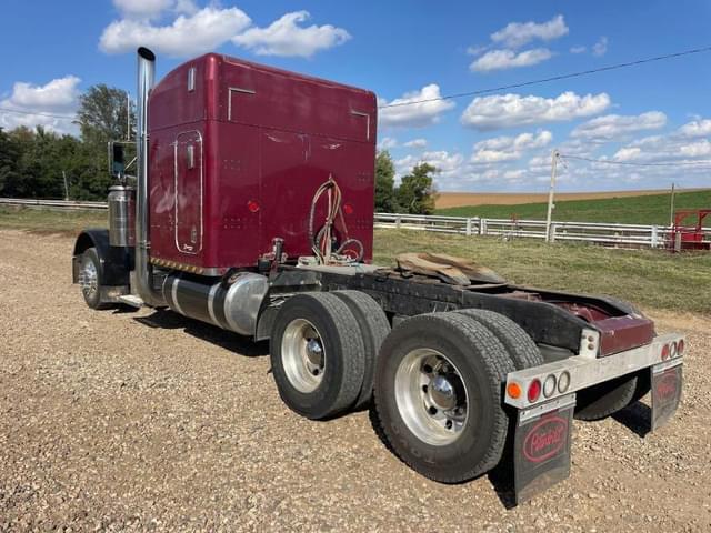 Image of Peterbilt 379 equipment image 3