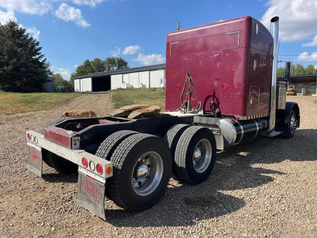Image of Peterbilt 379 equipment image 1