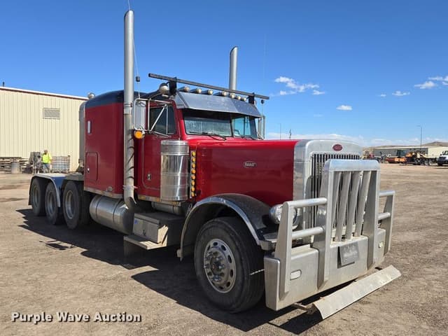 Image of Peterbilt 379 equipment image 2