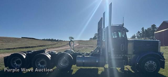Image of Peterbilt 379 equipment image 3