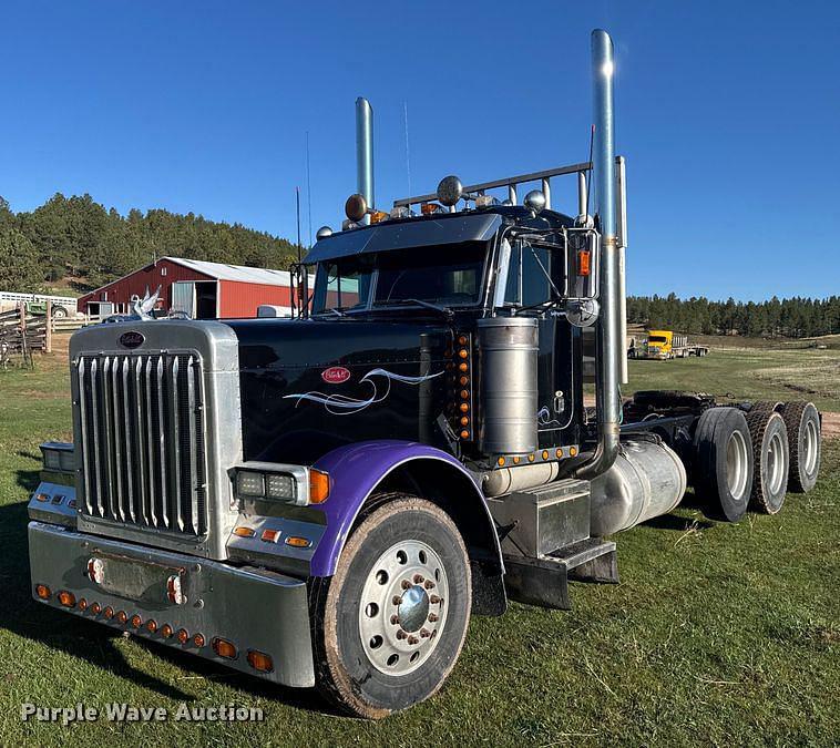 Image of Peterbilt 379 Primary image