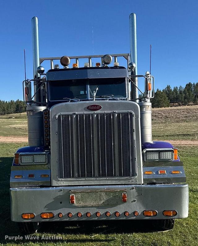 Image of Peterbilt 379 equipment image 1