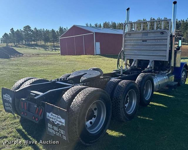 Image of Peterbilt 379 equipment image 4