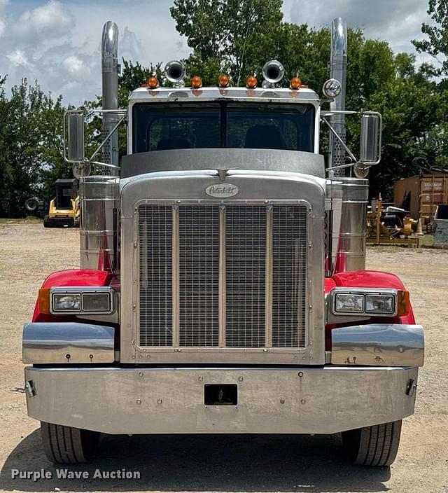Image of Peterbilt 379 equipment image 1