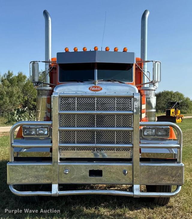 Image of Peterbilt 379 equipment image 1