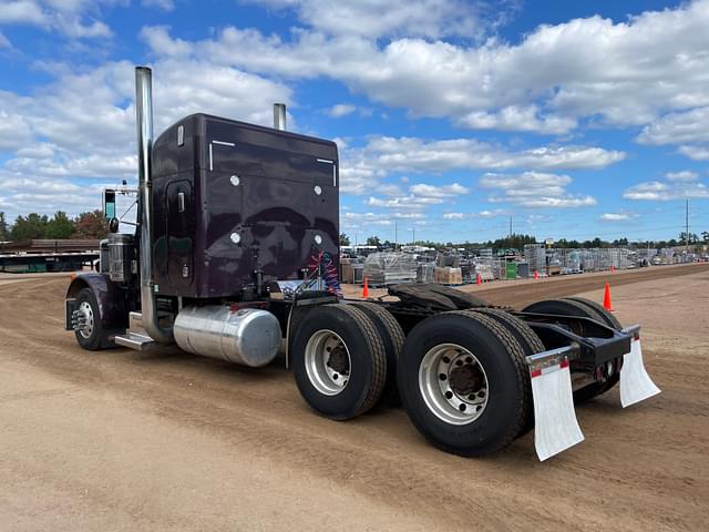 Image of Peterbilt 379 equipment image 3