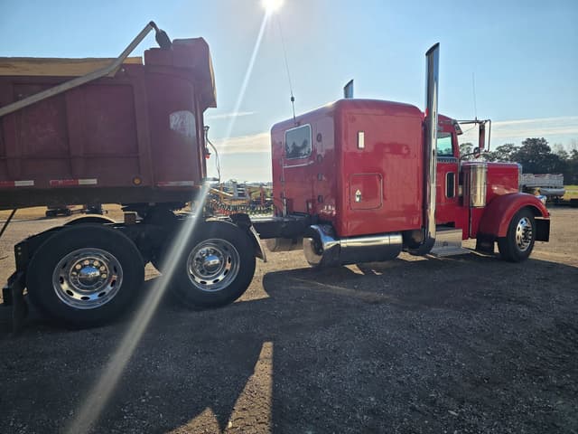 Image of Peterbilt 379 equipment image 3