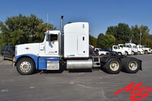 Image of Peterbilt 377 equipment image 2