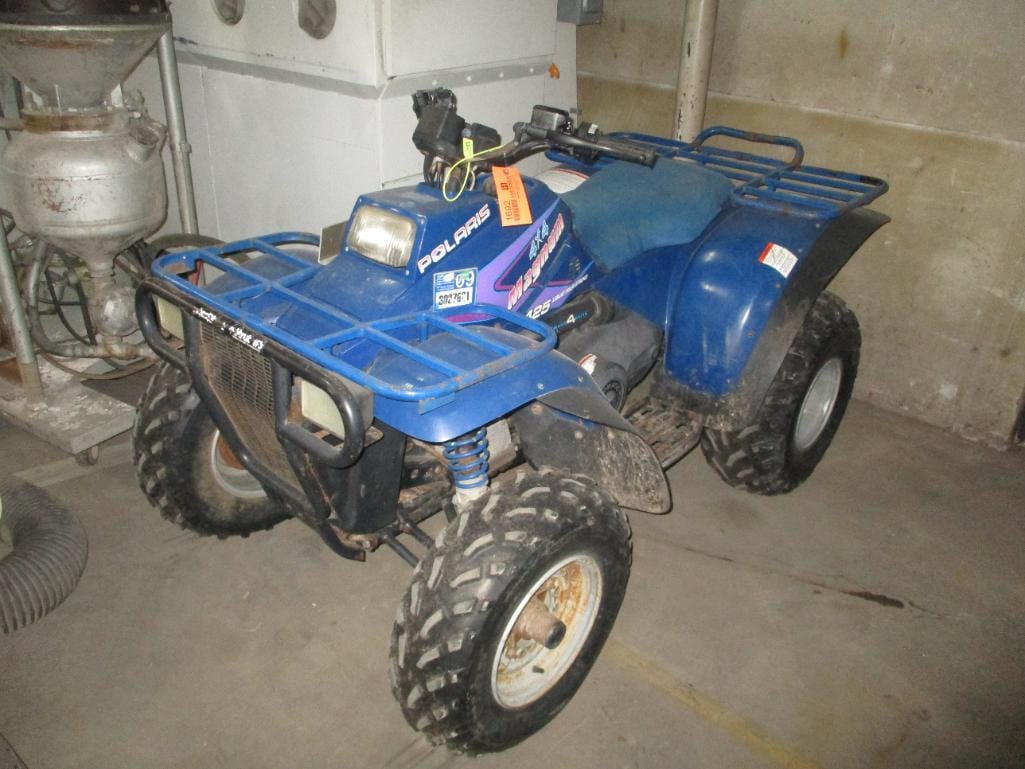 Main image Polaris 425 Magnum