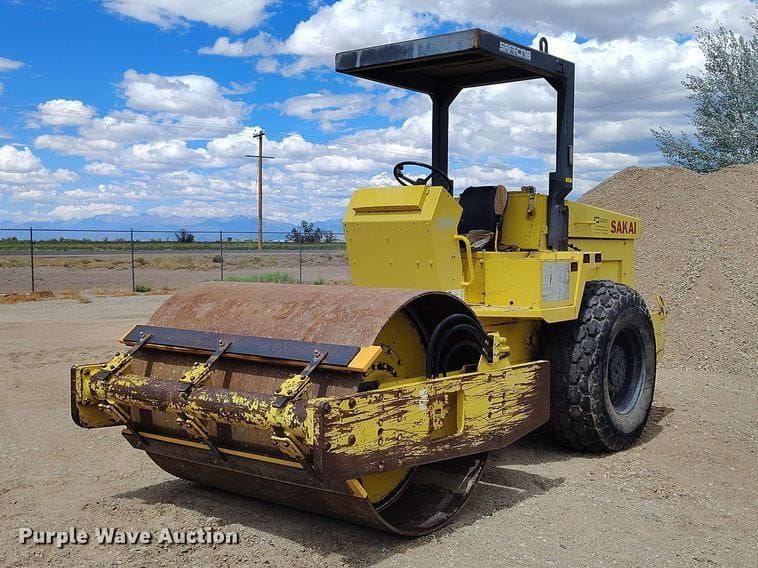1995 Sakai SV70D Equipment Image0