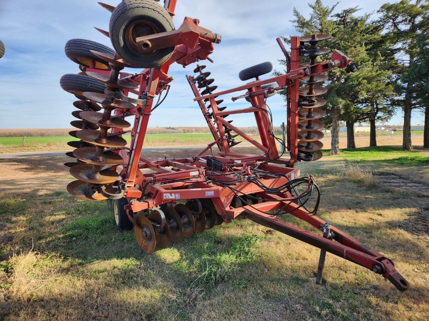 1995 Sunflower 1232-27 Equipment Image0