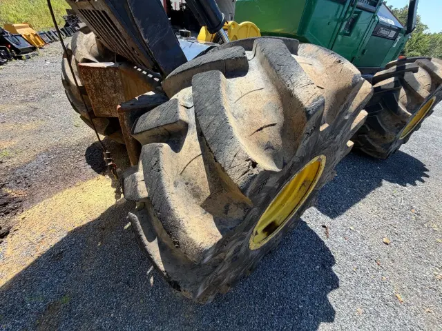 Image of Timberjack 450C equipment image 4