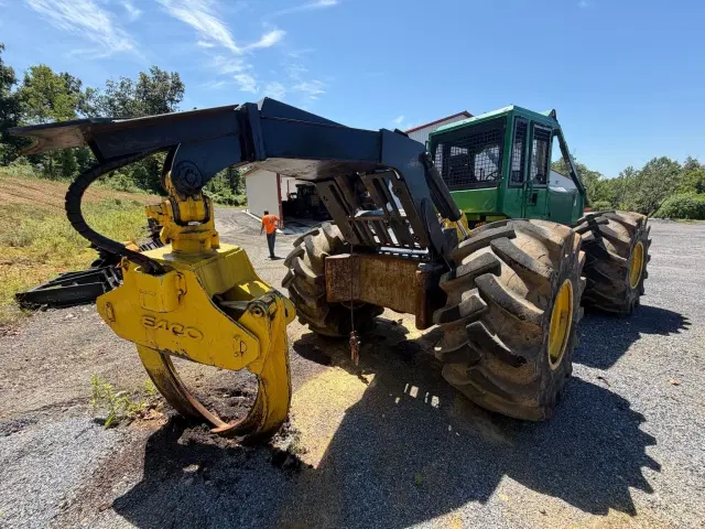 Image of Timberjack 450C equipment image 2