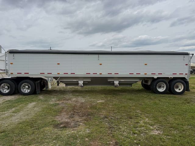 Image of Timpte Super Hopper equipment image 1