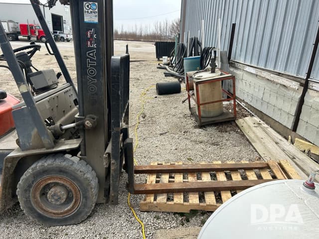 Image of Toyota 42-5FG20 equipment image 4