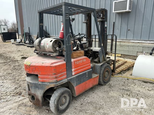 Image of Toyota 42-5FG20 equipment image 3