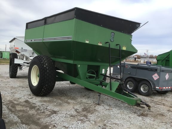 Main image Unverferth 7000