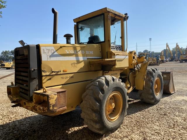 Image of Volvo L70B equipment image 2