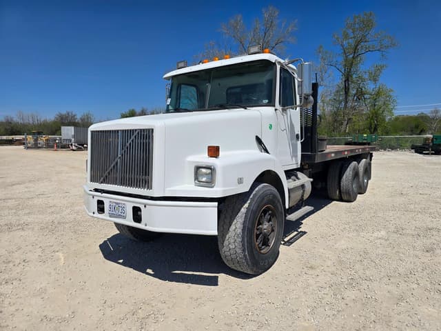 Image of Volvo WG equipment image 1