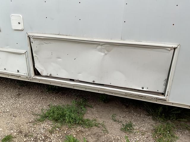 Image of Volvo WIA42 equipment image 4
