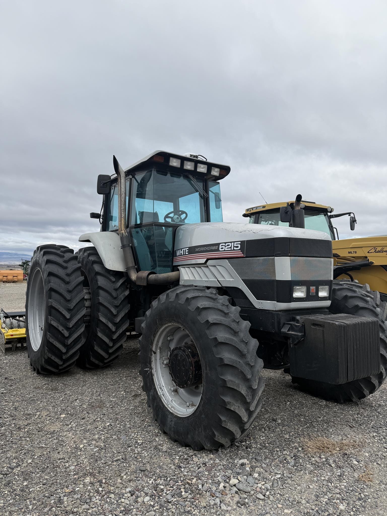 1995 AGCO White 6215 Equipment Image0