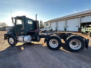 1995 White GMC WCA64T Image