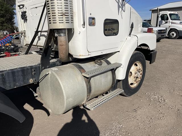 Image of Volvo WG64T equipment image 4