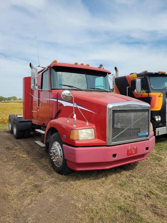 Image of White GMC WIA64T equipment image 1