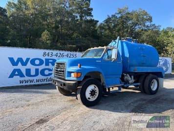 Main image Ford F-800