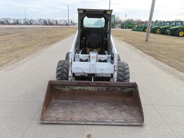 Image of Bobcat 843 equipment image 2