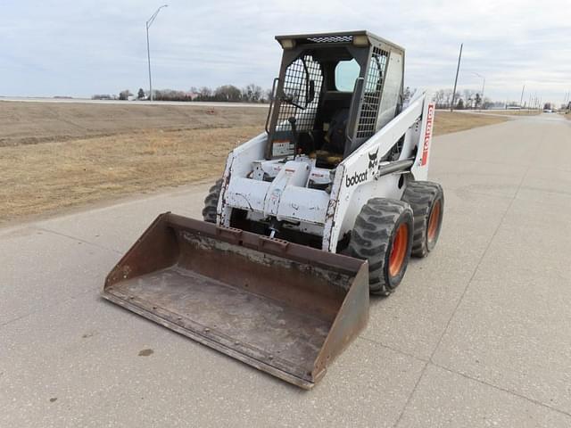 Image of Bobcat 843 equipment image 1